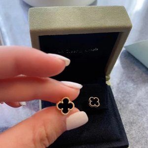 Van Cleef & Arpels Four-leaf clover black earrings